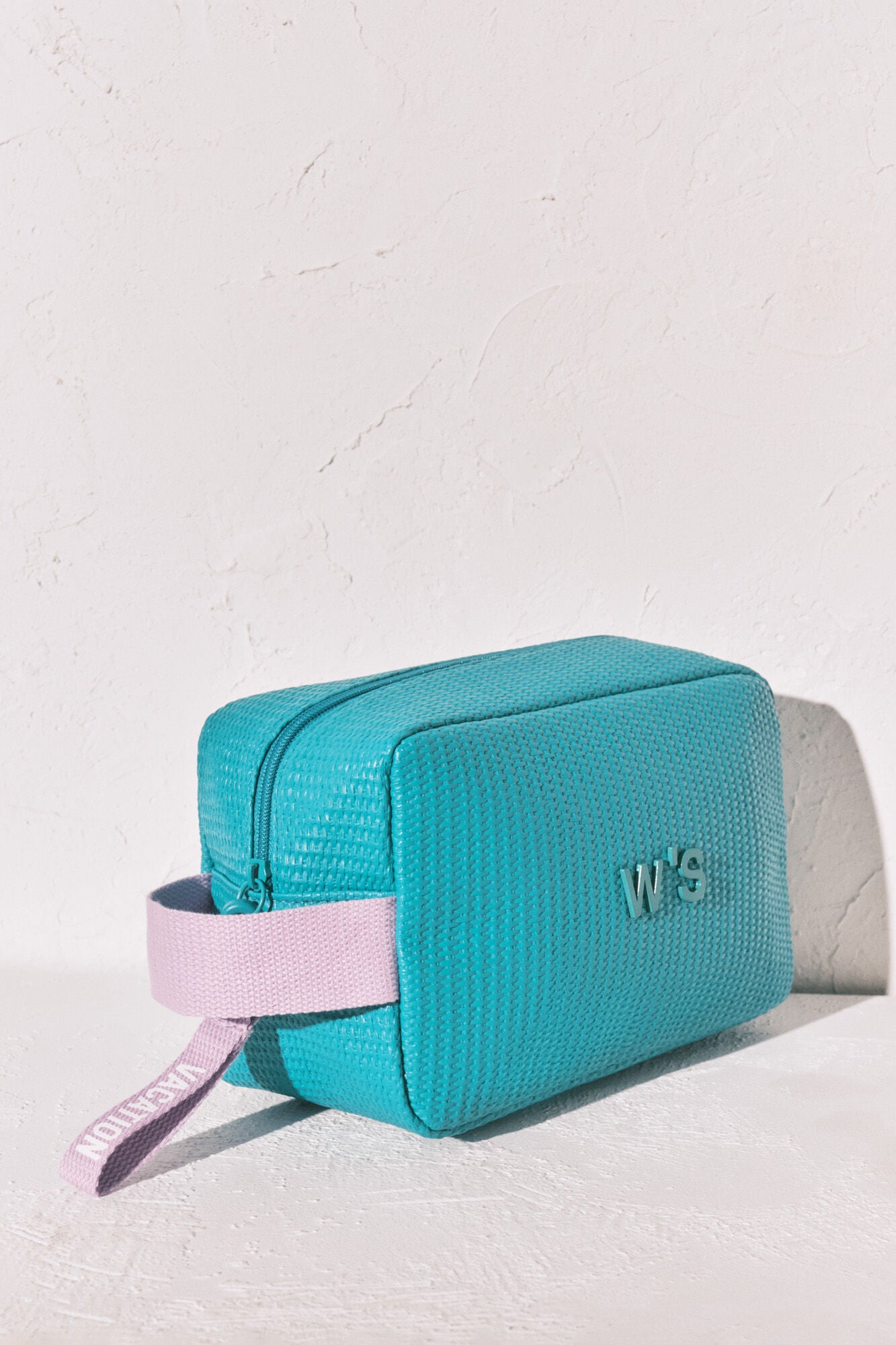 Raffia toiletry bag