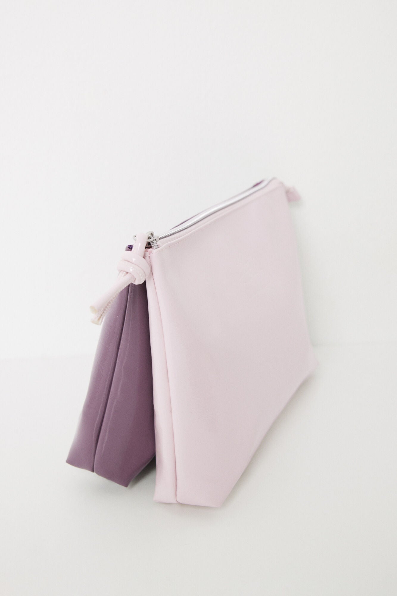 Medium double patent leather toiletry bag