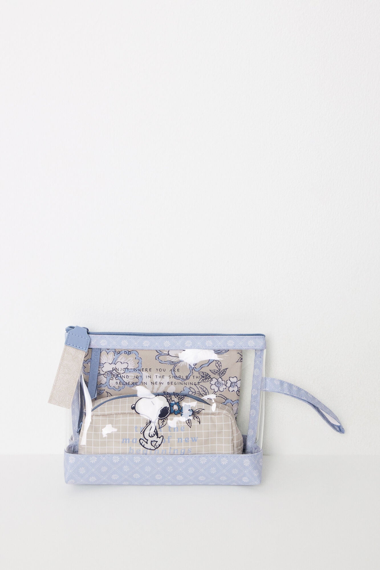 Pack of 3 Snoopy toiletry bags