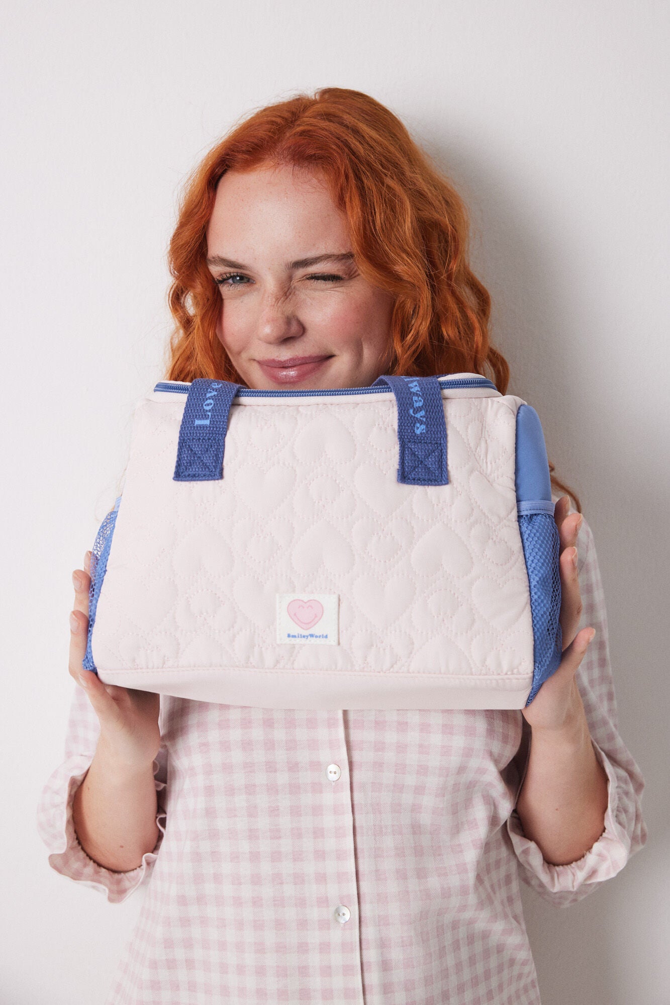 Large padded toiletry bag with Smiley hearts