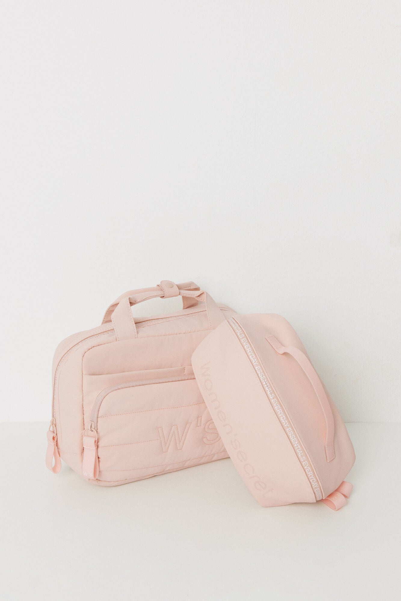Medium pink rubber vanity case