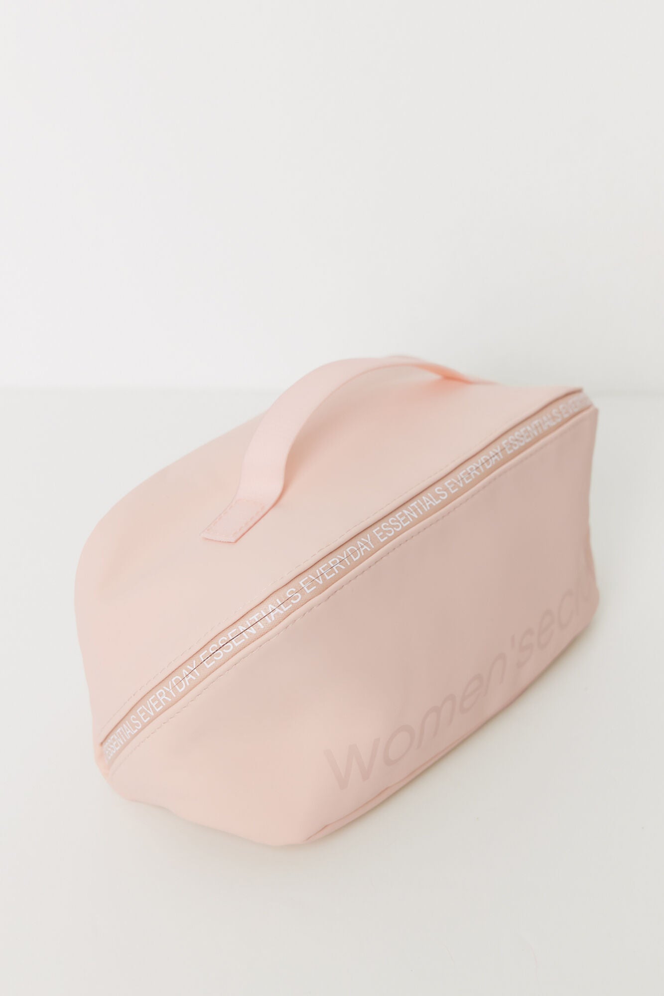 Medium pink rubber vanity case