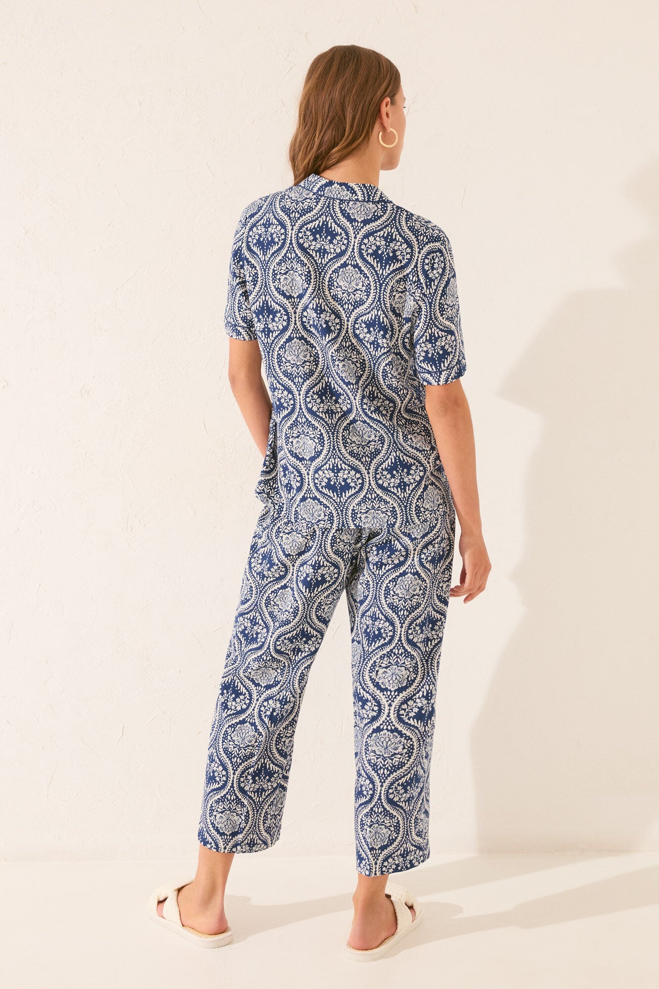 Capri allover print classic pyjamas