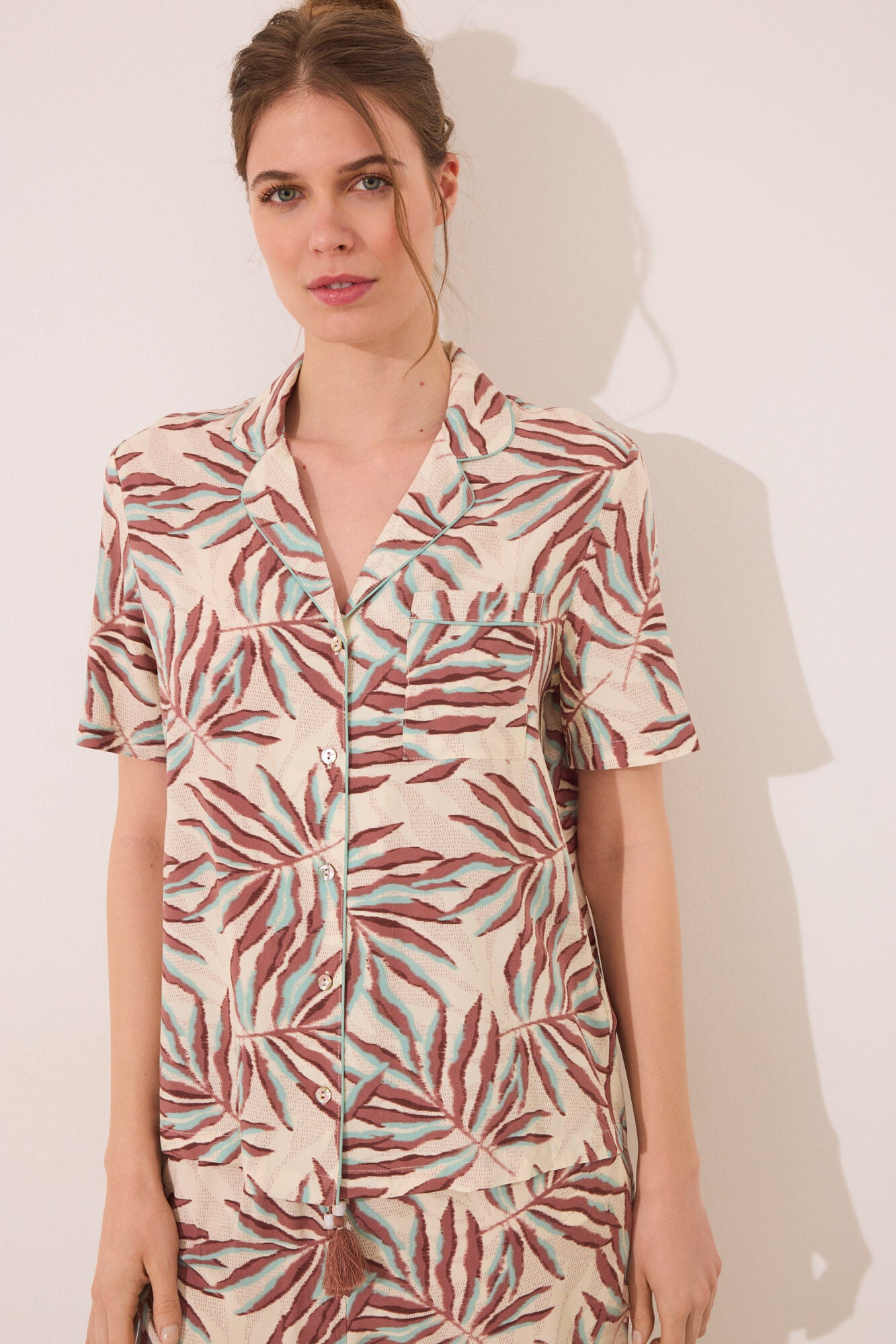 Leaf print classic pyjamas