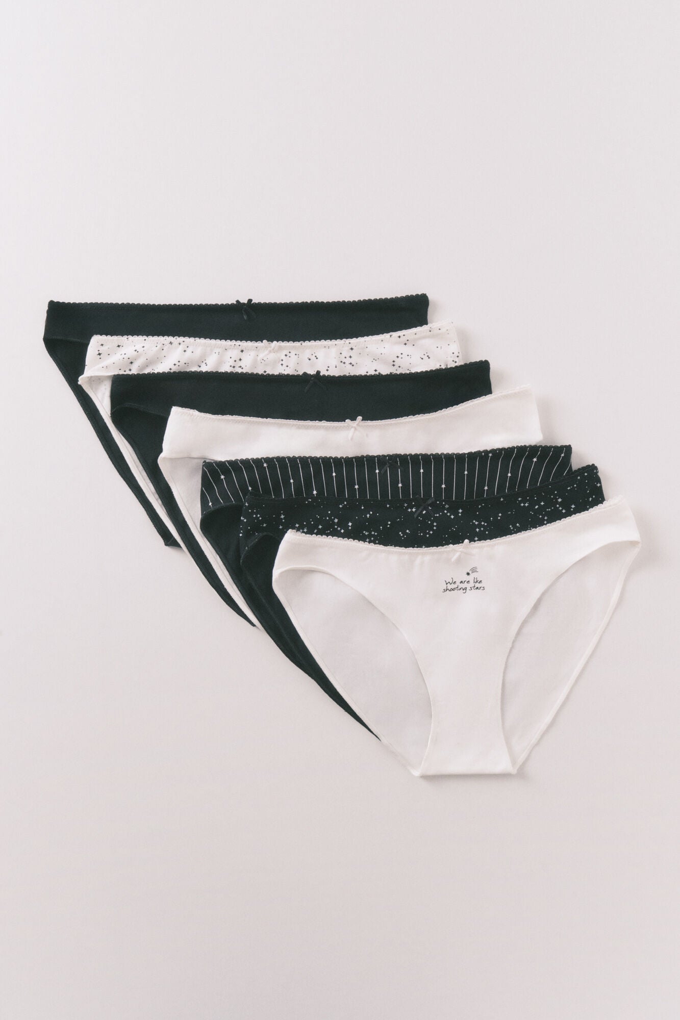 Black & white cotton 7-pack classic print panties