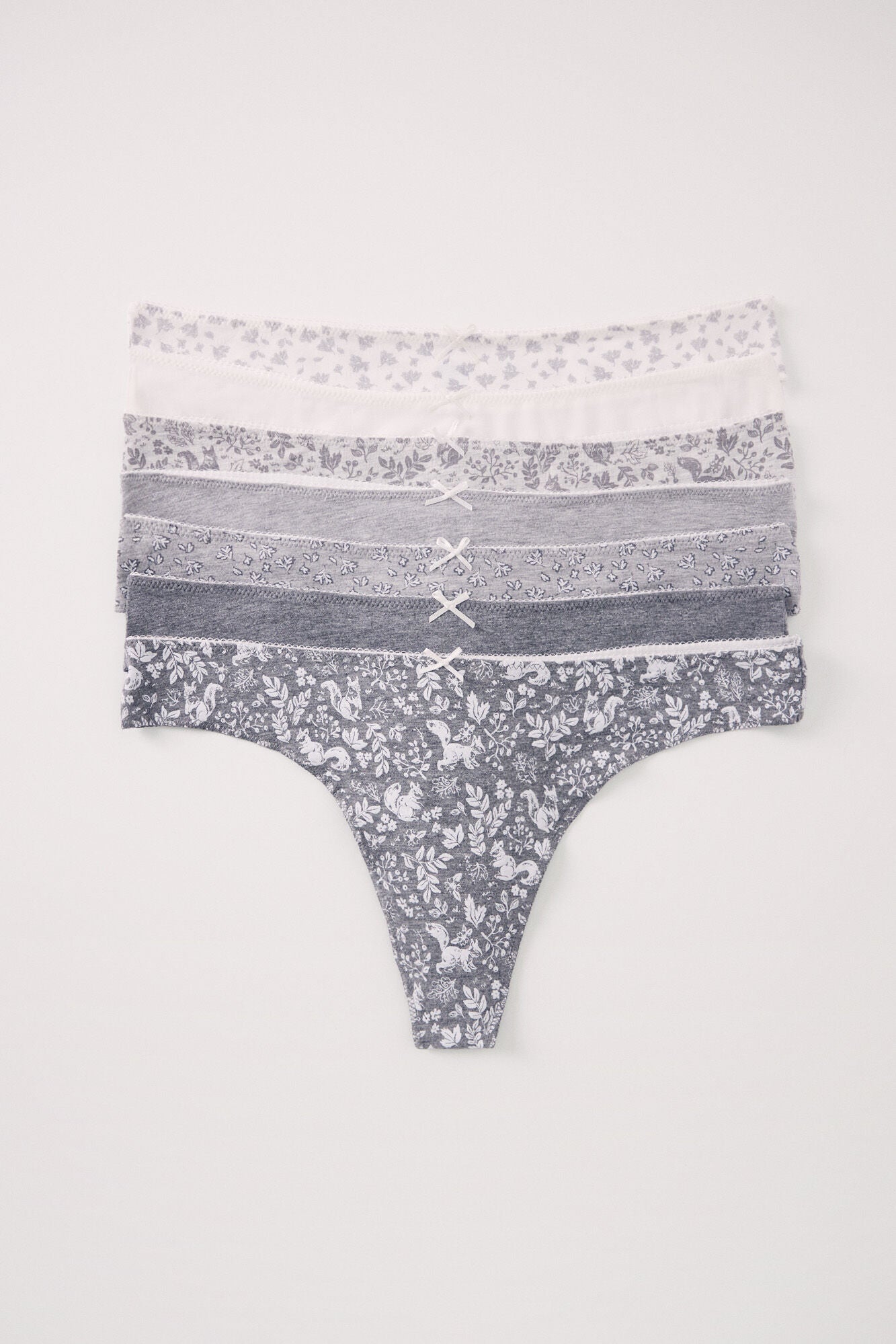 Pack of 7 cotton thongs in grey tones