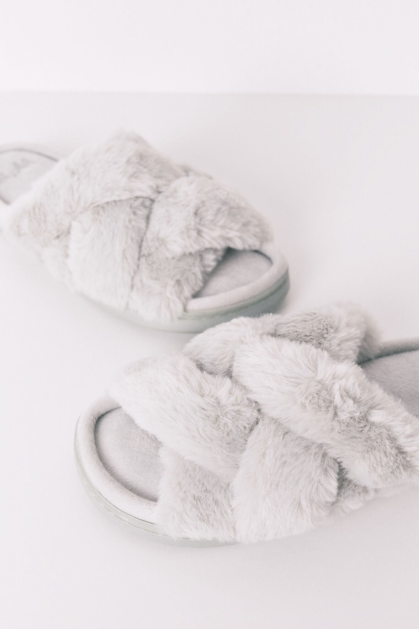 Slipper with fur