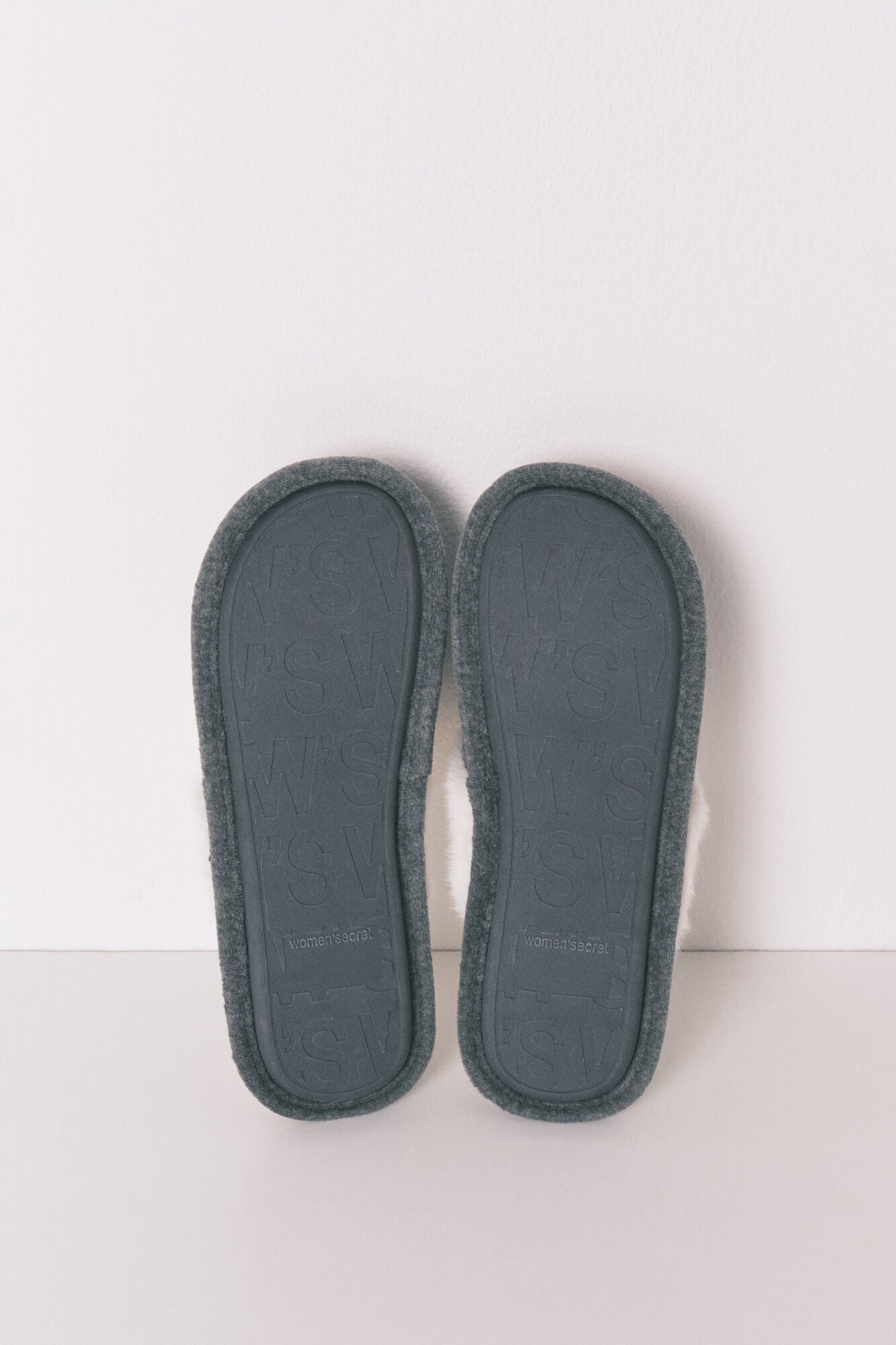 Pingu 3D Grey Slippers