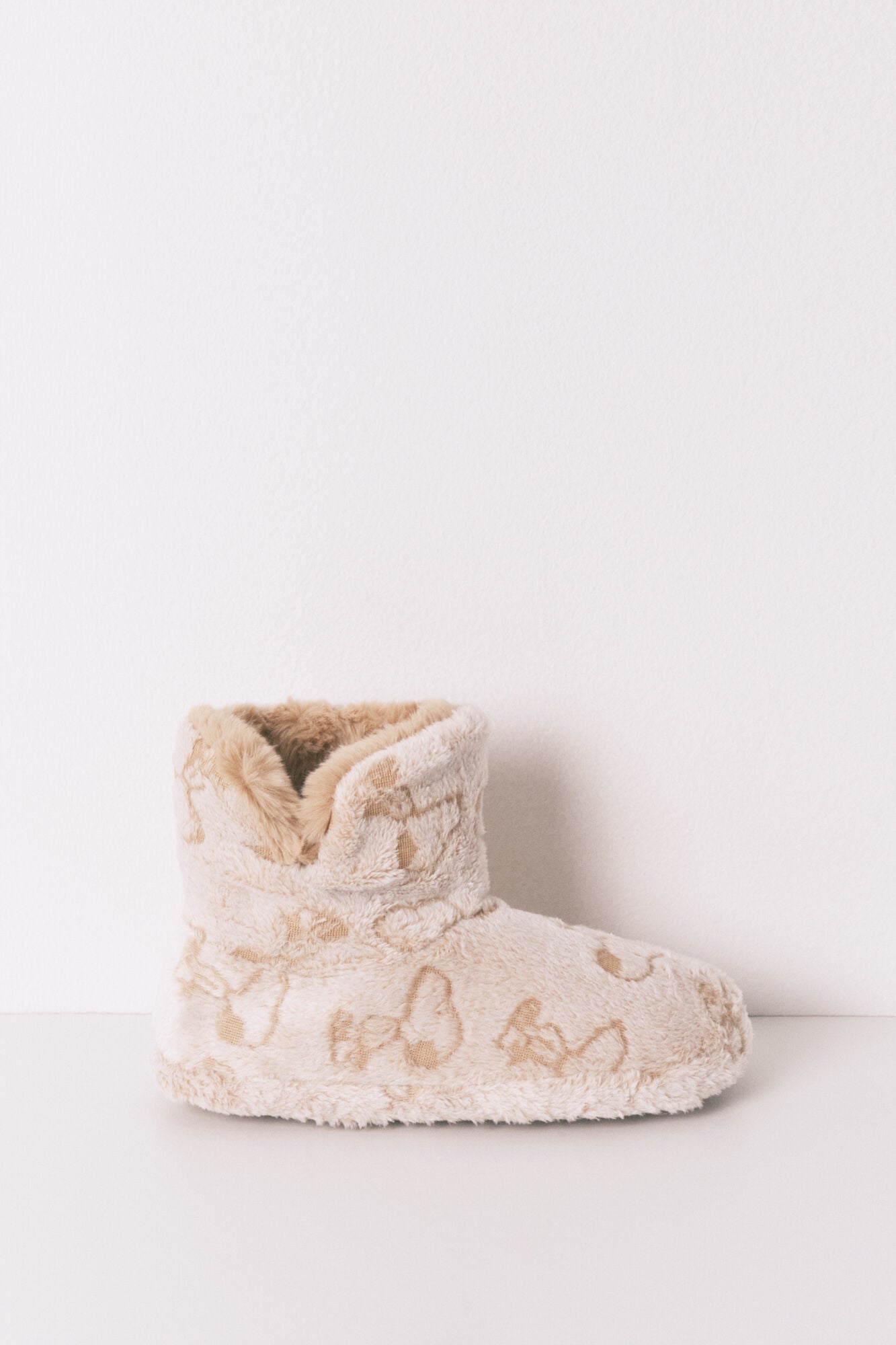 Snoopy high boot slippers