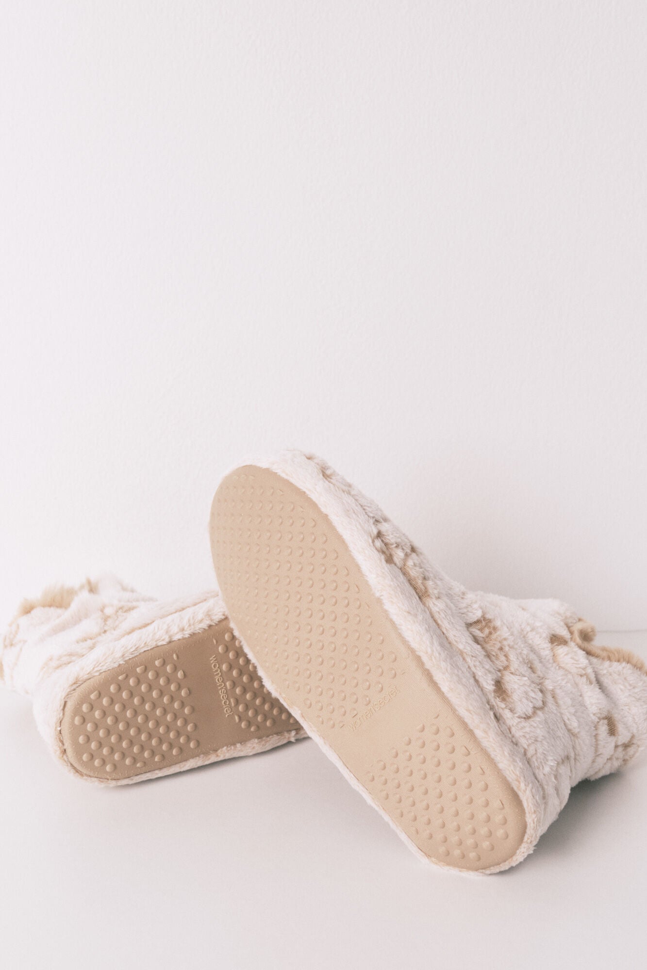 Snoopy high boot slippers