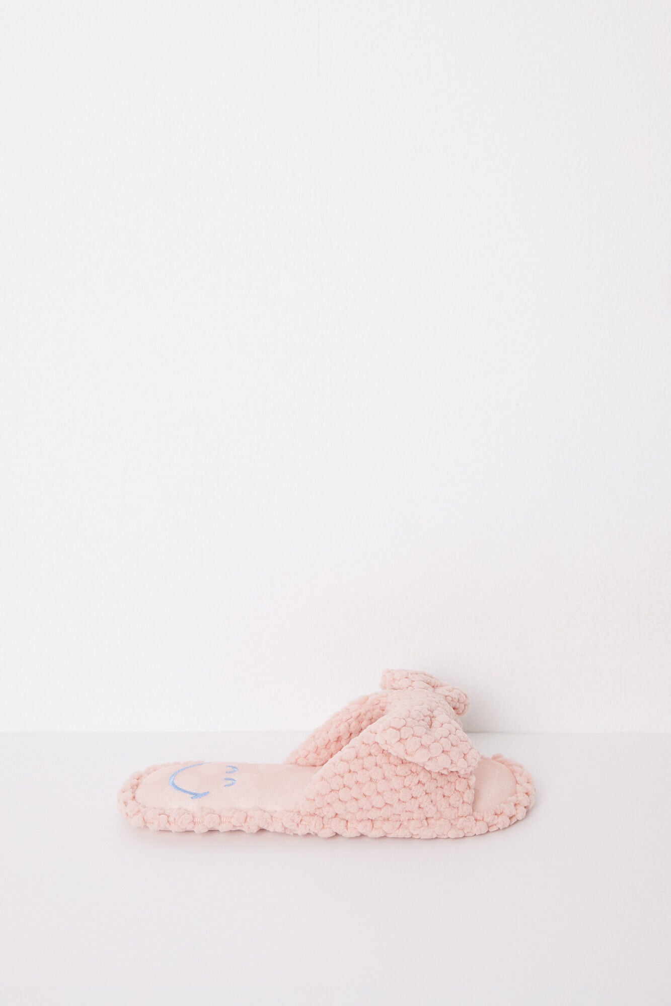Smiley bow or tie house slippers