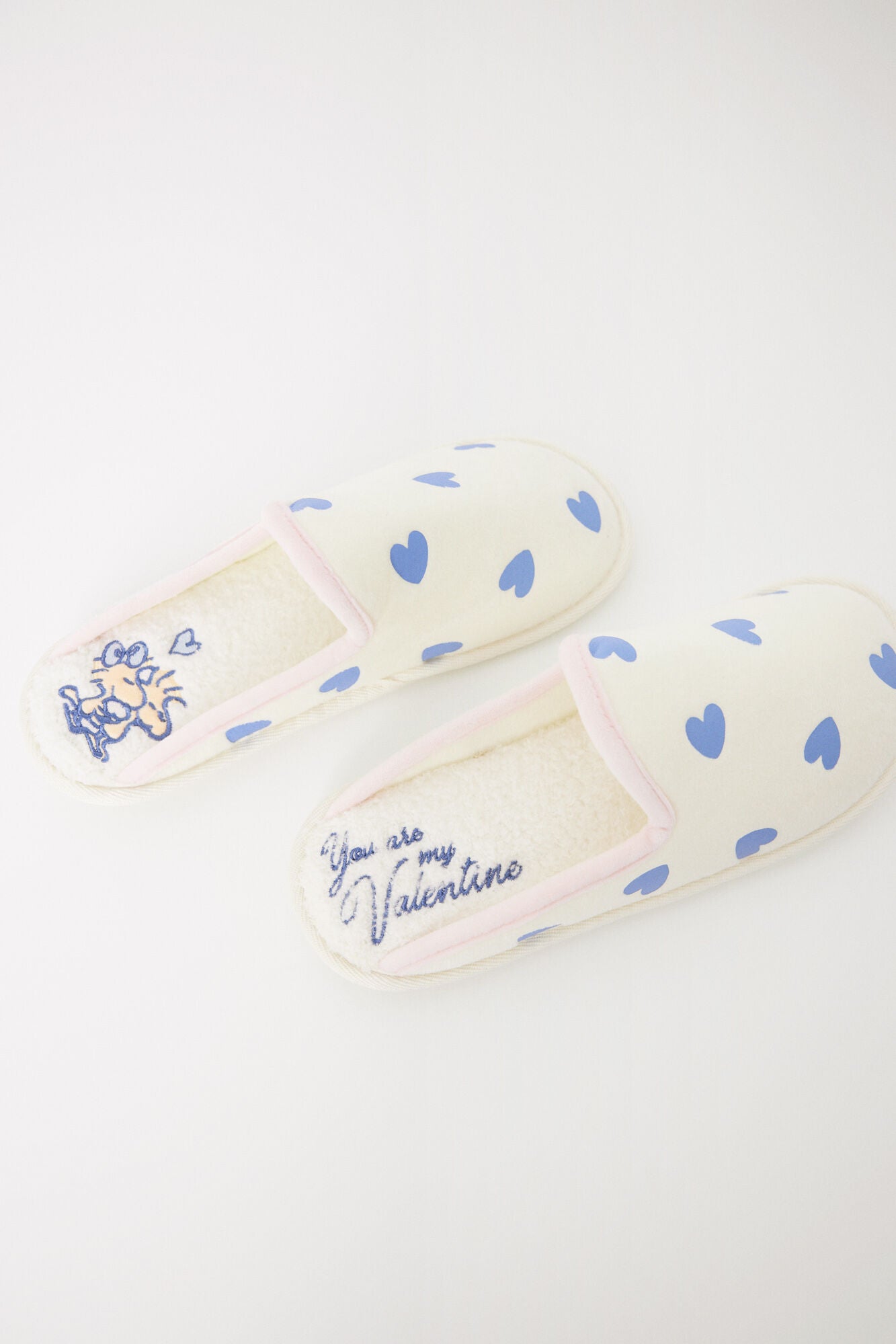Velour heart slippers