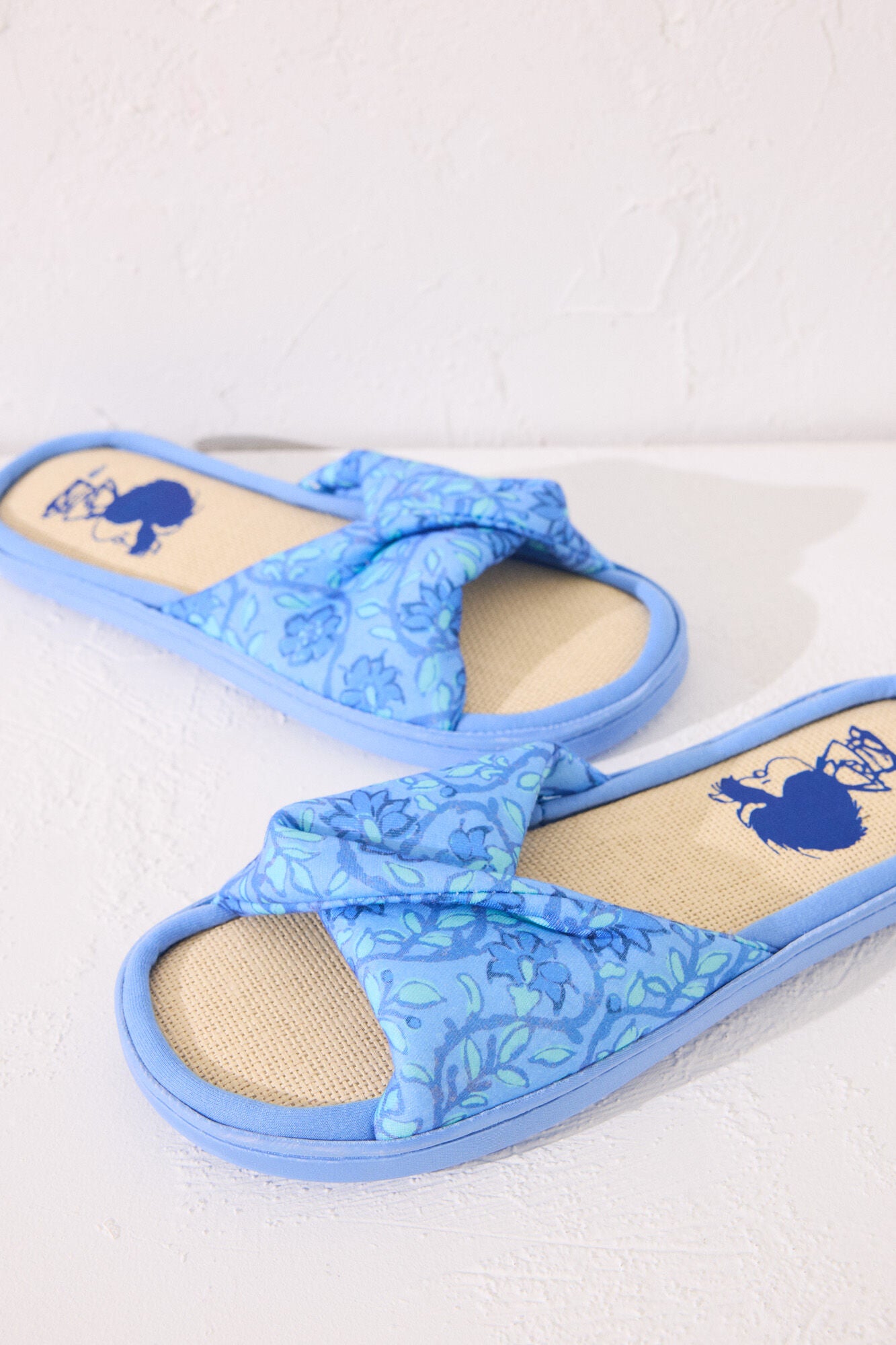 Mafalda blue slippers