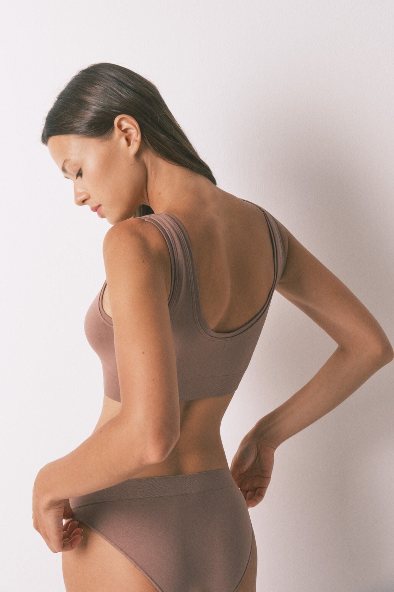 Seamless reversible brown top