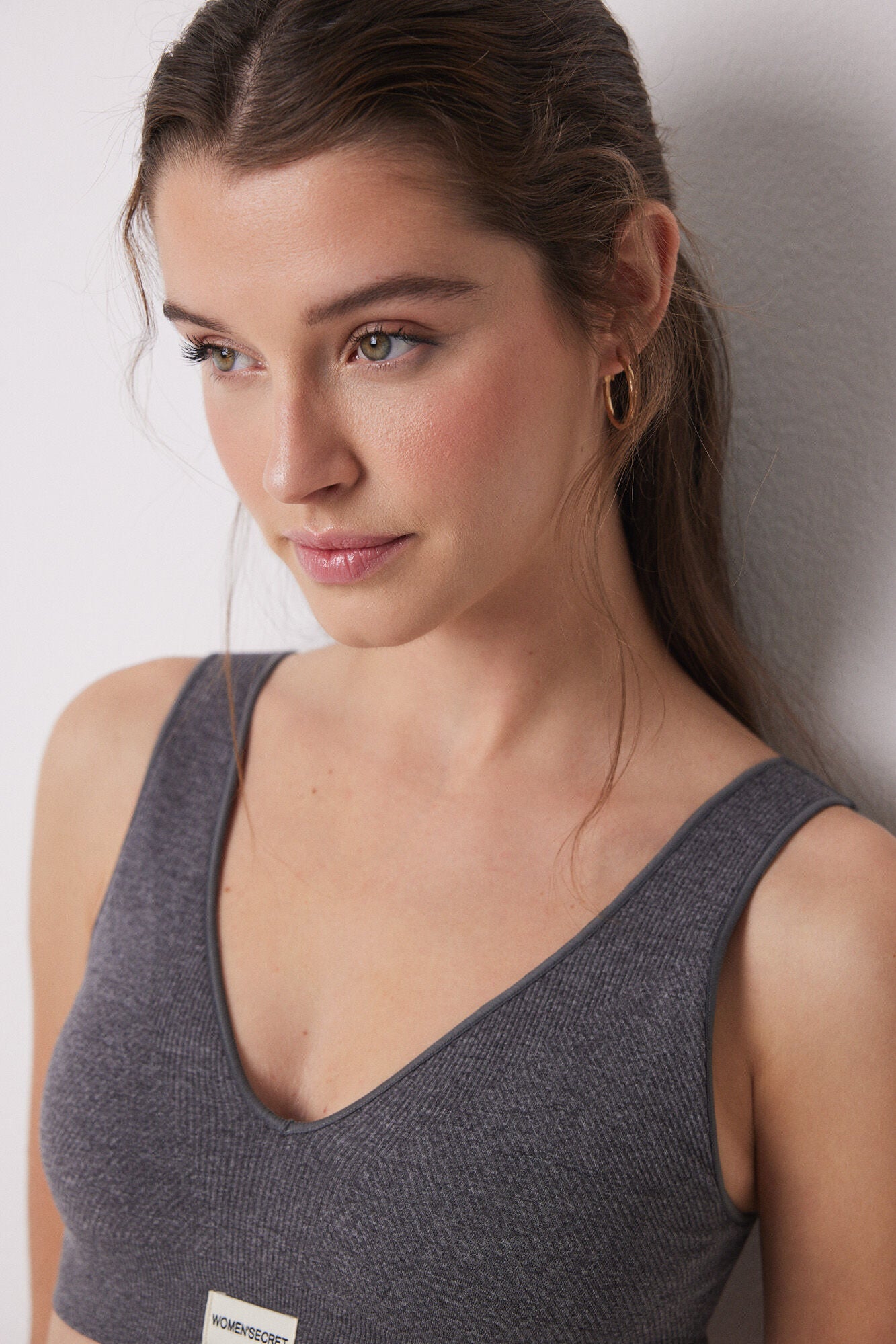 Seamless grey ribbed top