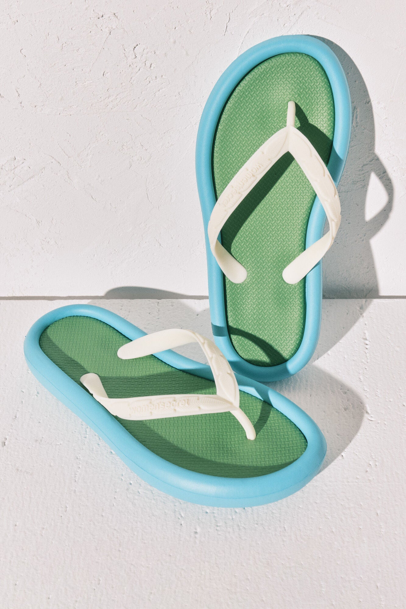 Colour block sandal