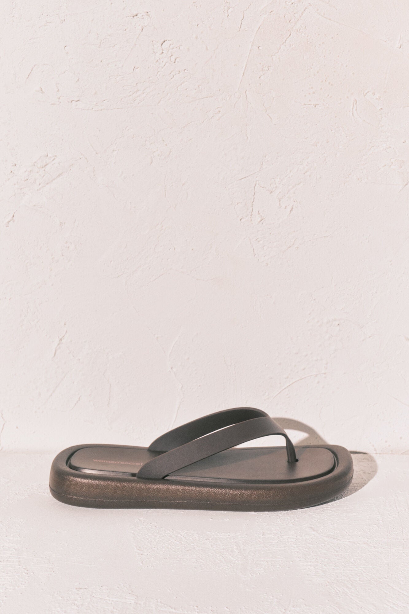Brown thick sole square toe sandals