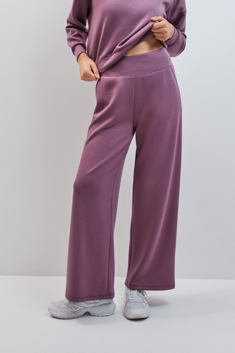 Wide-leg modal trousers in burgundy