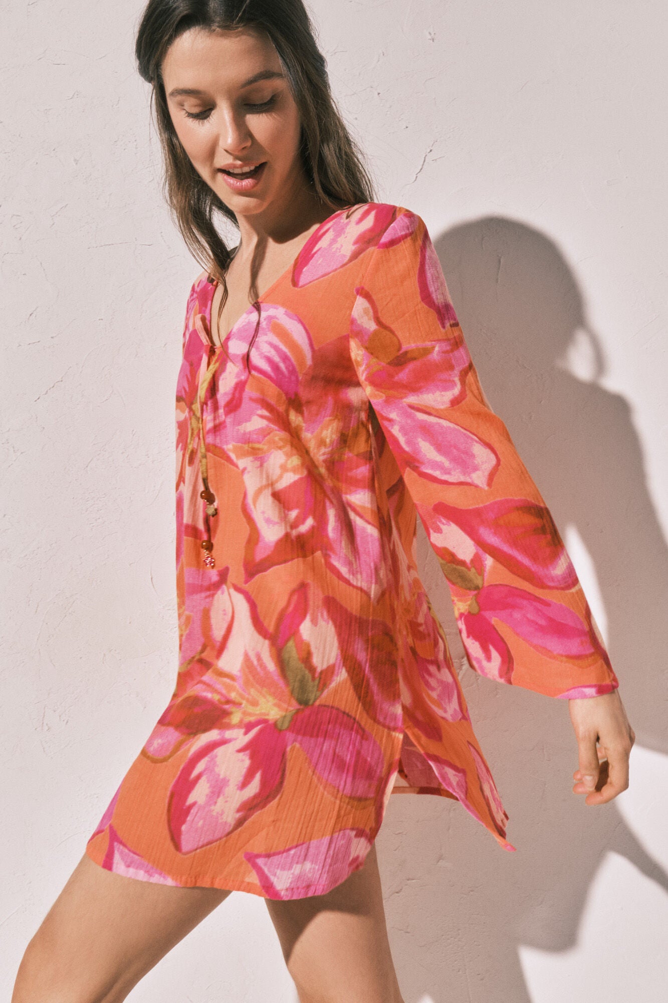 Short tunic dress with maxi floral print