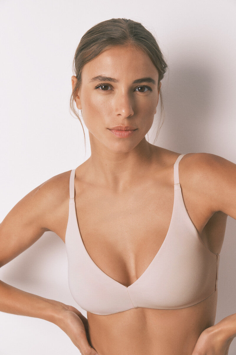 TRIANGULAR HALTER CUP B