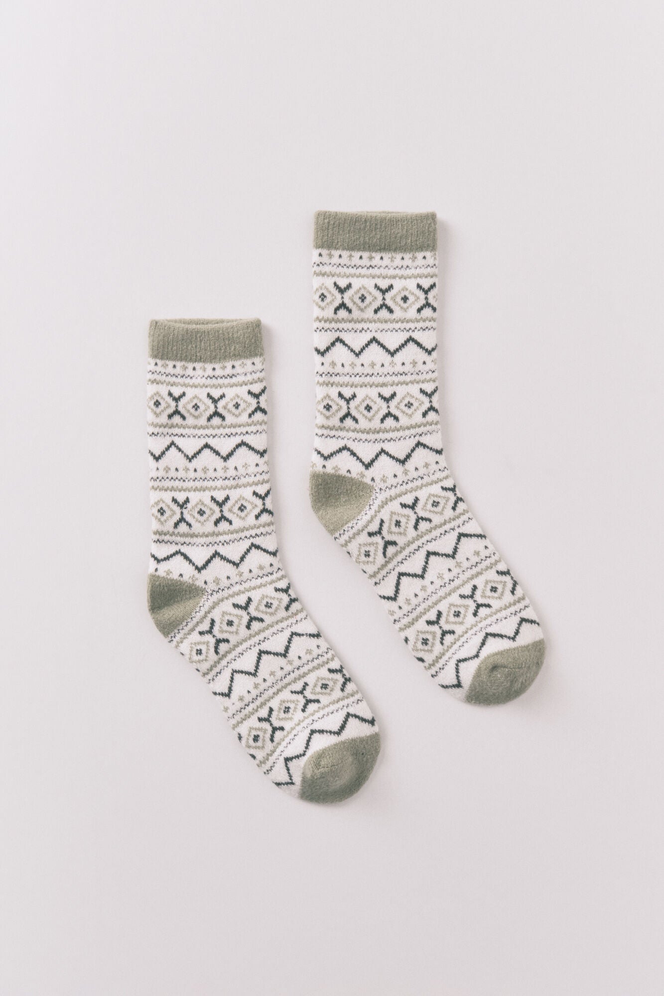 Long fur socks with green border print