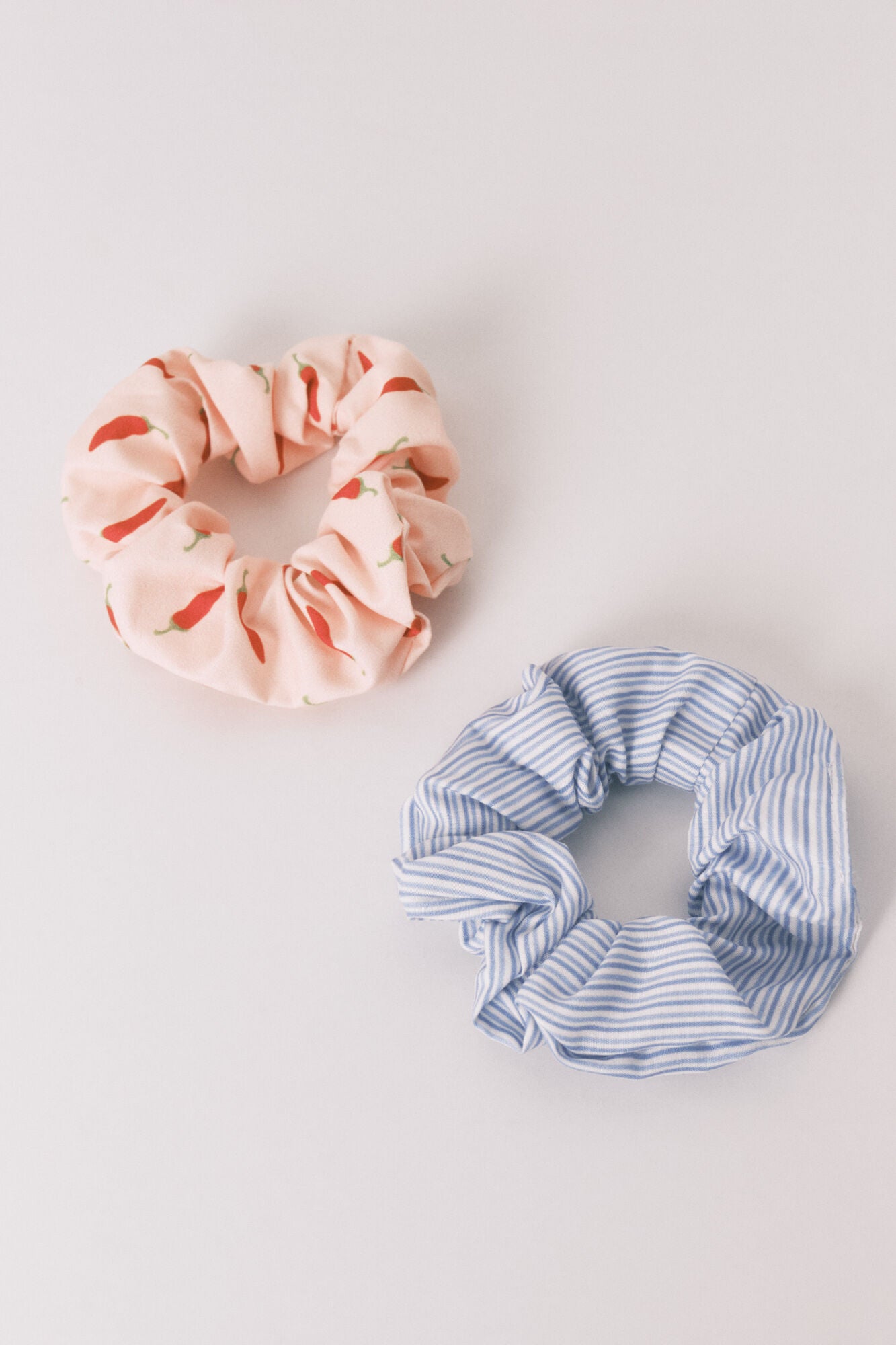 Pack of 2 scrunchies