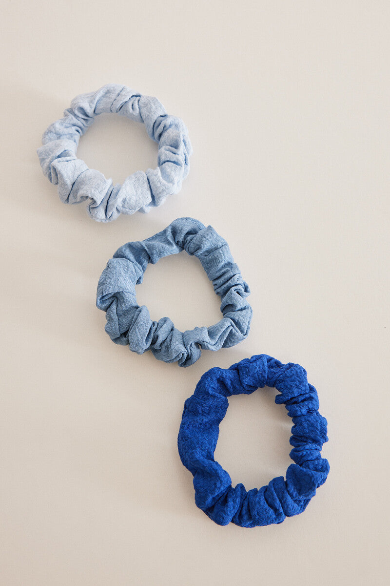 Pack of 3 blue, navy and denim scrunchies