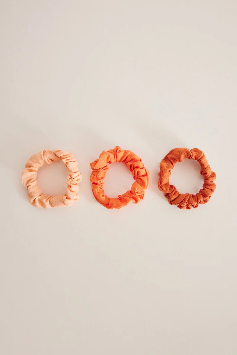 Pack of 3 orange scrunchies