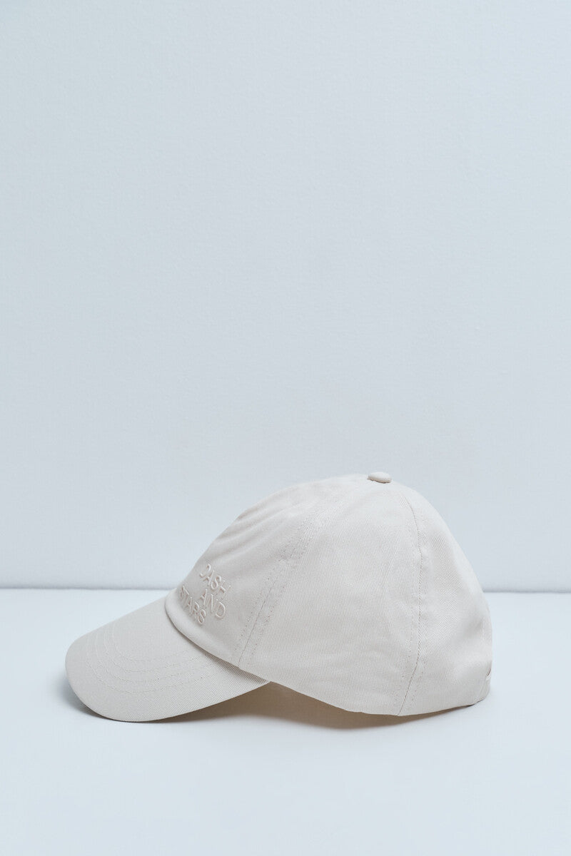 Beige sports cap with logo