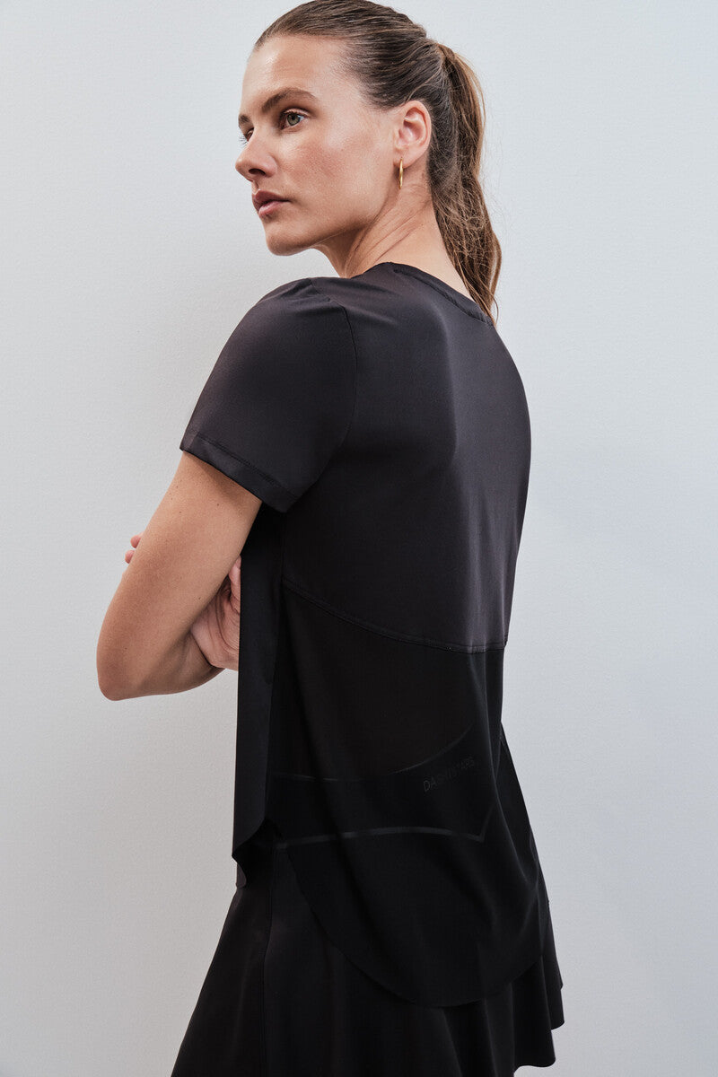 SHORT SLEEVES T SHIRT