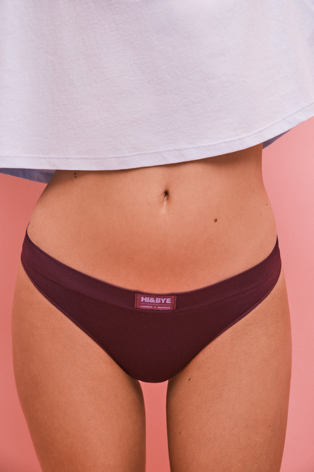Classic seamless ribbed burgundy briefs