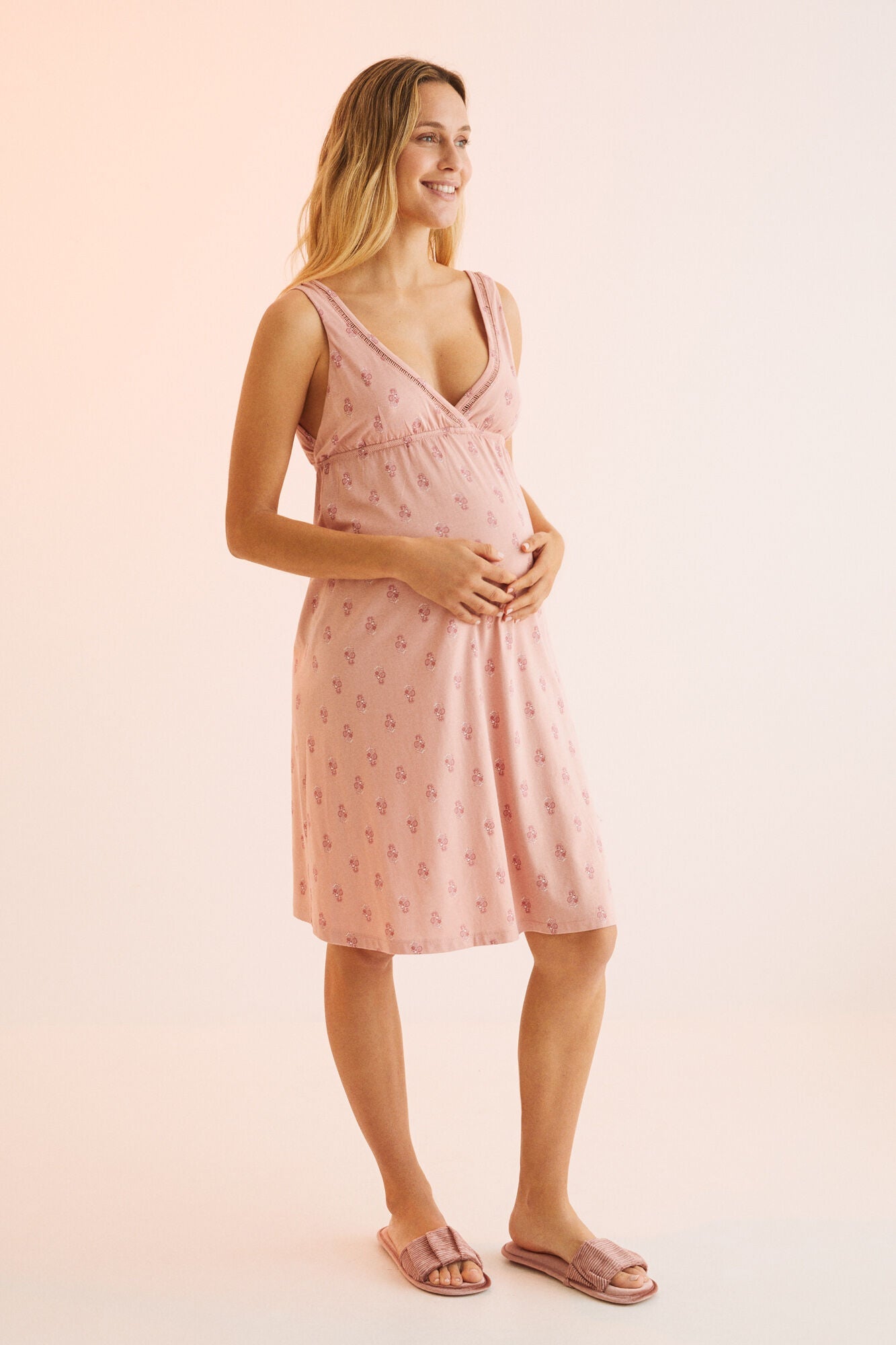Maternity nightgown