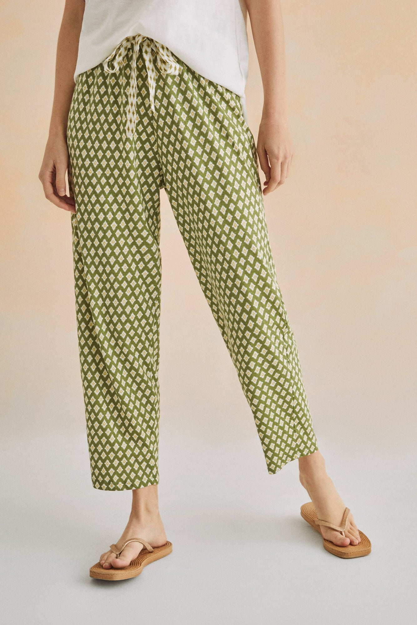 Long trousers carrot 100% cotton printed