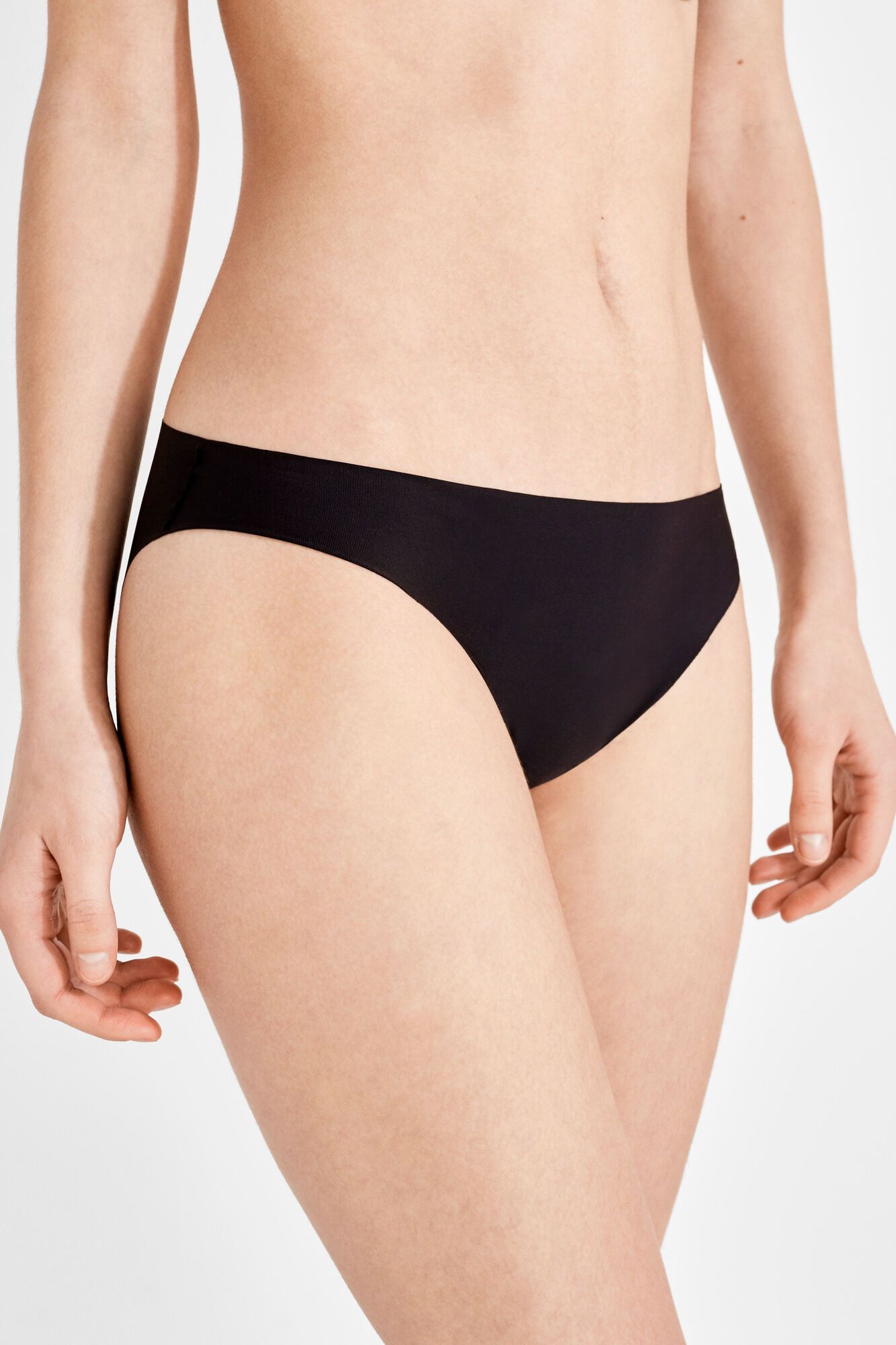 2 Pack Invisible Hipster Briefs