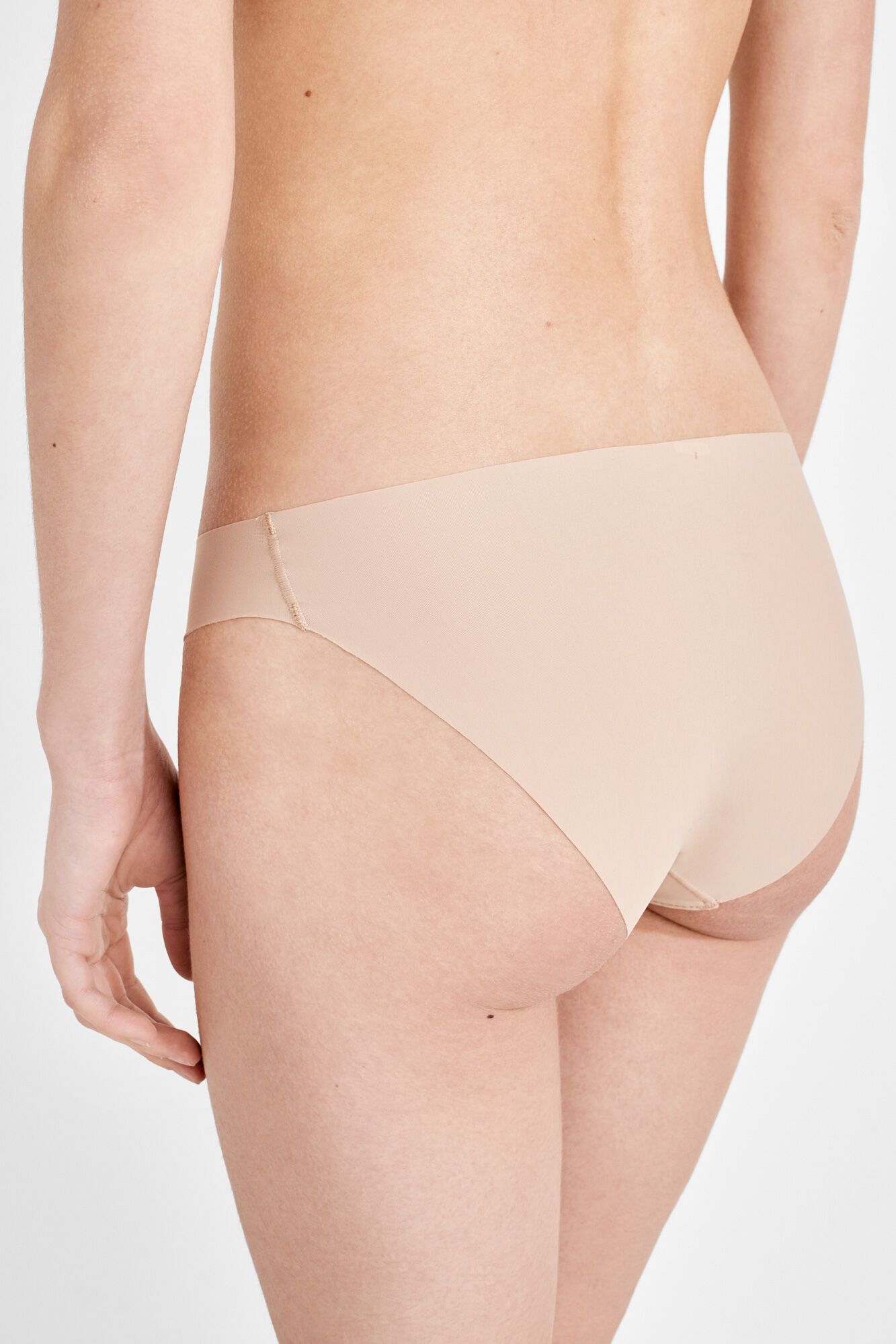 2 Pack Invisible Hipster Briefs