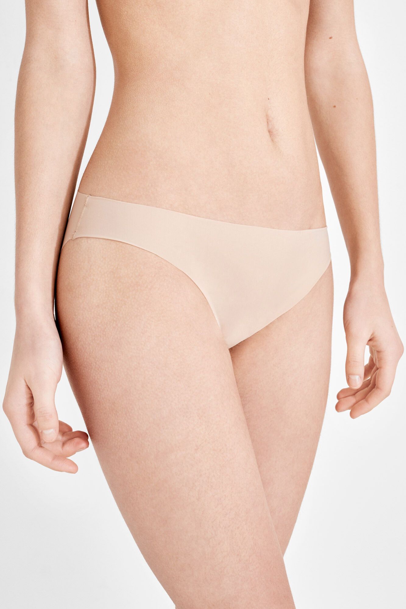 2 Pack Invisible Hipster Briefs