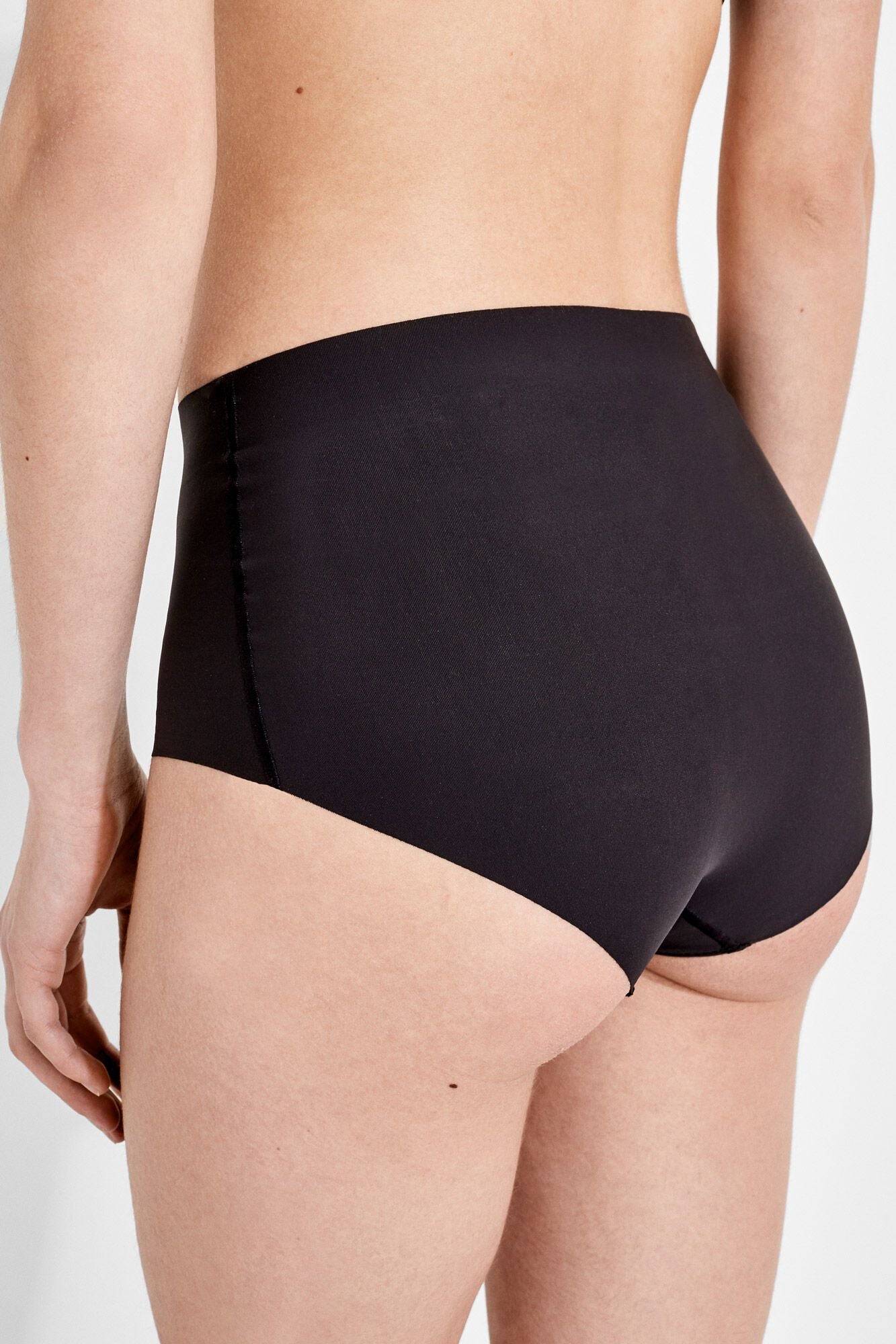 2 Pack Invisible High Briefs