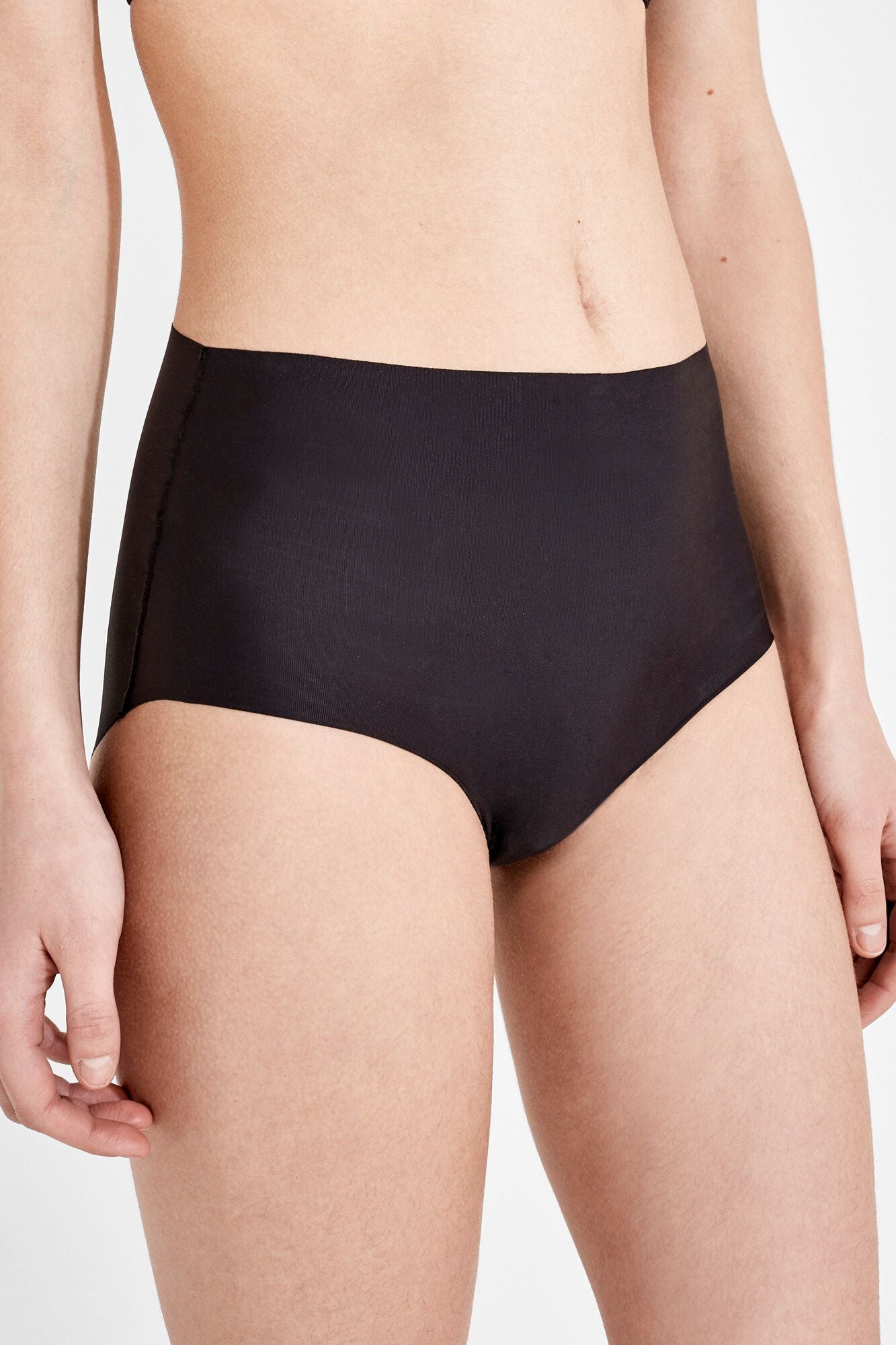 2 Pack Invisible High Briefs