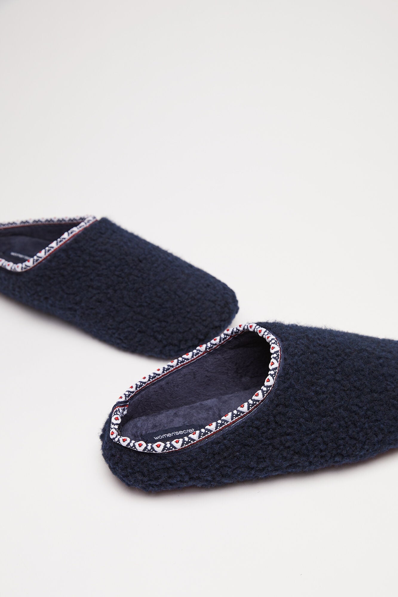 Winter Nomad Slippers